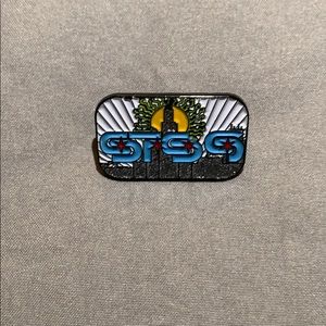 STS9 Chicago flag/skyline pin